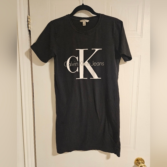 CALVIN KLEIN t-shirt dress Logo Sleeve Womens small Black white short sleeve - Picture 1 of 2